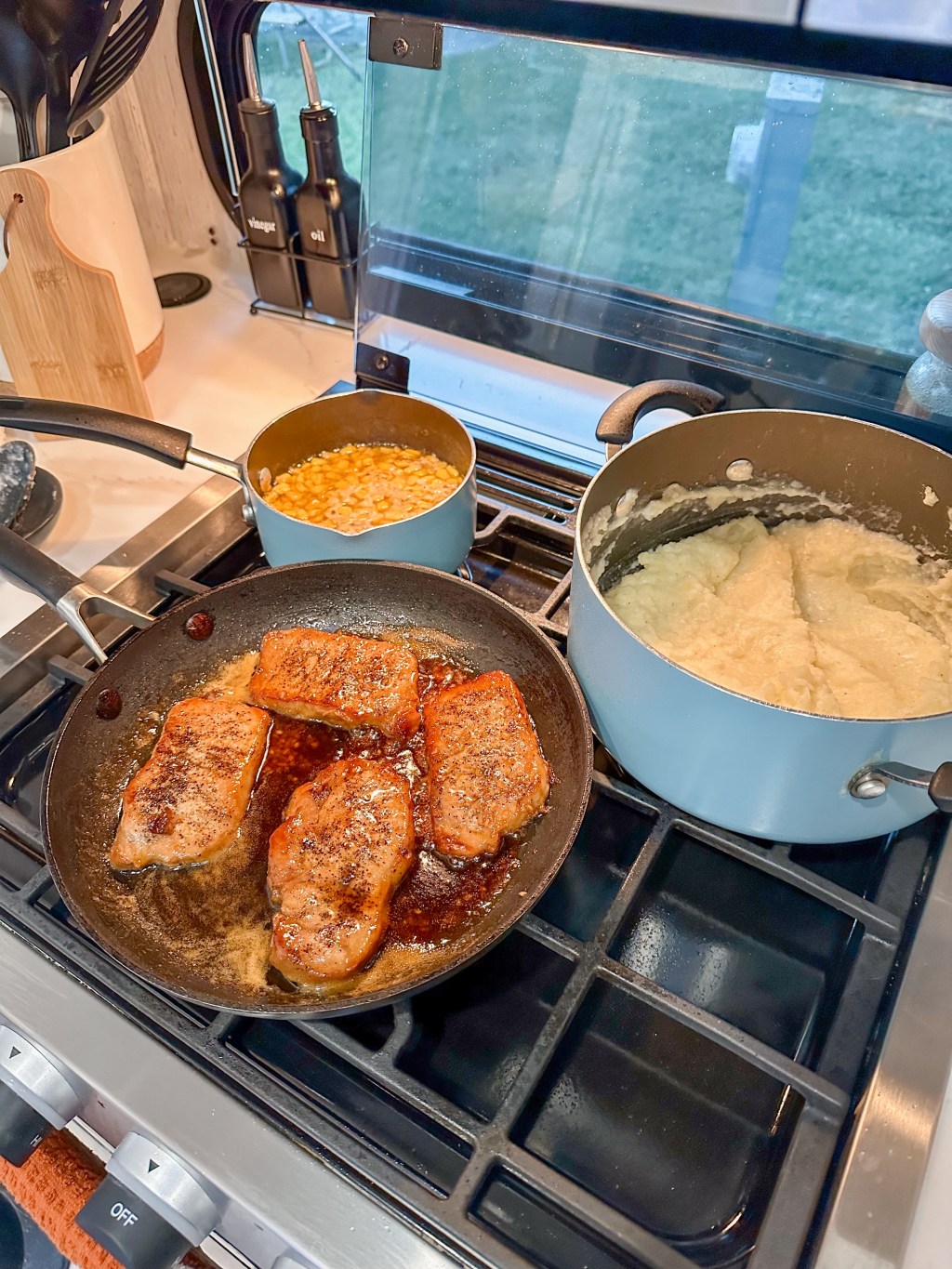 Honey Garlic Pork&nbsp;Chops